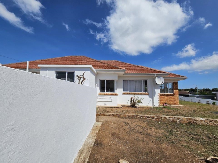 To Let 3 Bedroom Property for Rent in Mount Croix Eastern Cape